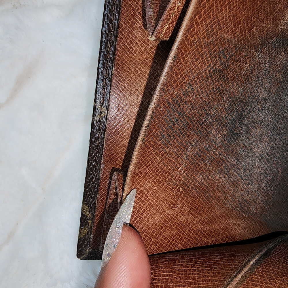Louis Vuitton Dark Brown Monogram Wallet - Picture 10 of 10